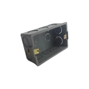 CAJA PLÁSTICA TABIQUERA 5/8 C/OREJA METÁLICA